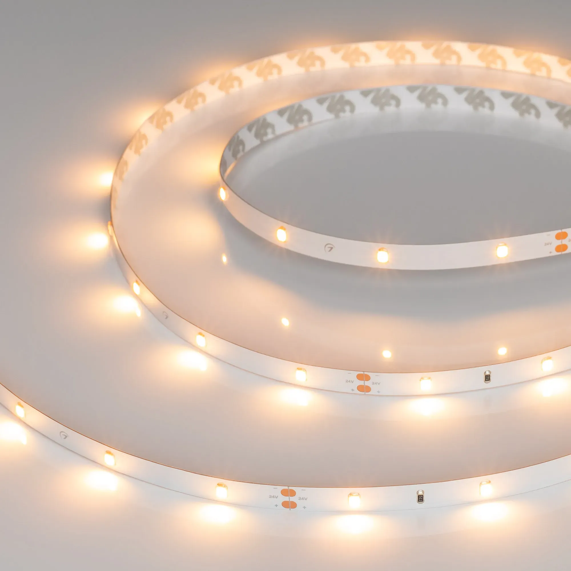 Лента светодиодная RT-A30-8mm 24V Warm2400 (2.9 W/m, IP20, 2835, 5m) (Arlight, Открытый) - изображение товара