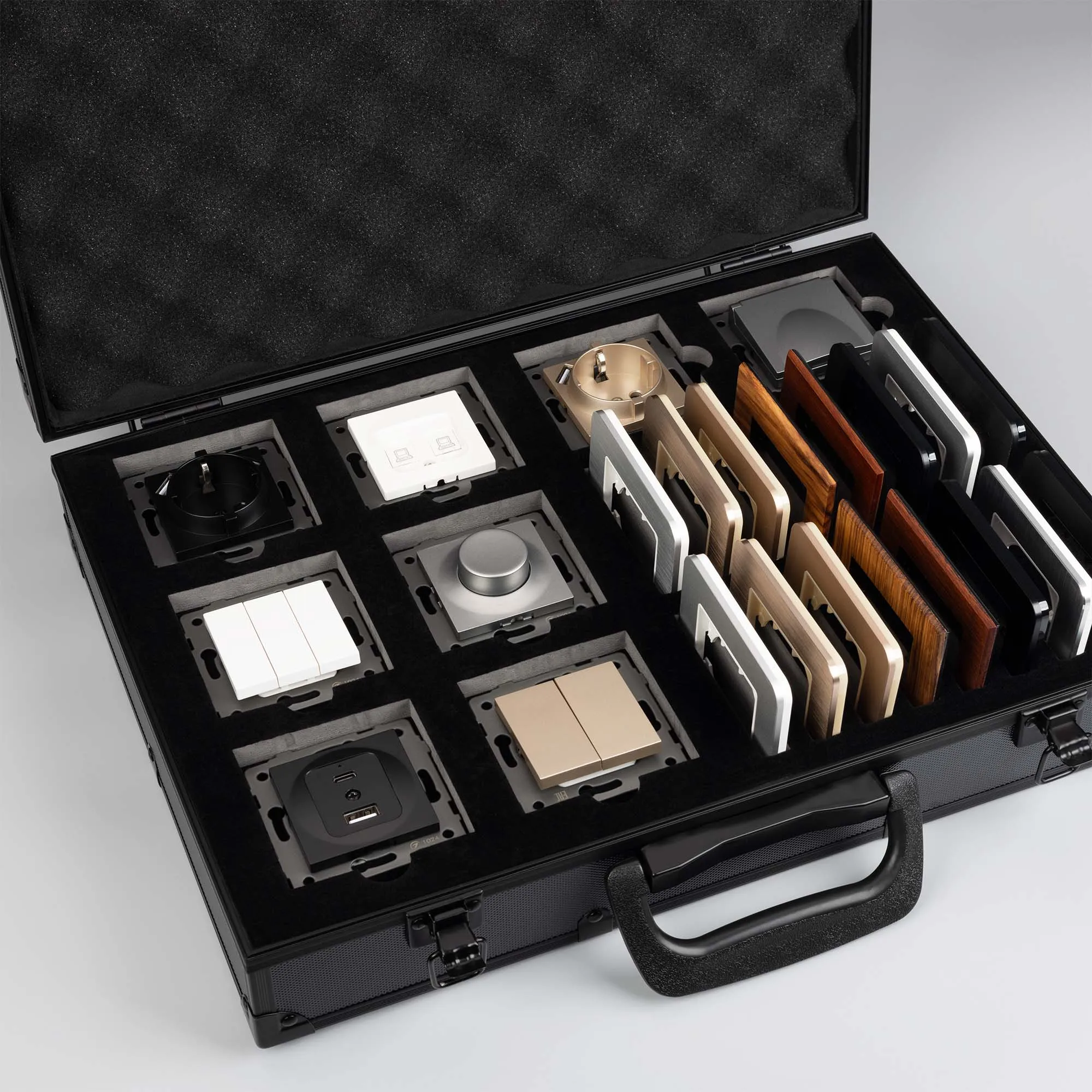 Демо-кейс WRA-CASE-MTL-BK-V2 (Arlight, Металл)